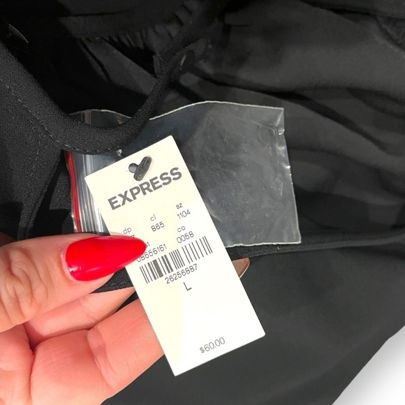 Express Womens Black Cutout Back Blouse Top Pleated Puff Long Sleeve Large NWT - Picture 5 of 7